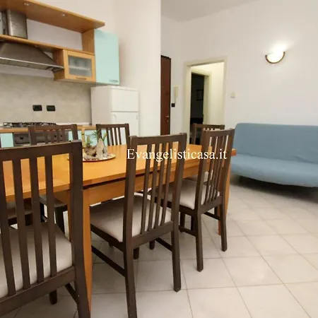 90 Igea Marina Quadrilocale بيت للعطل