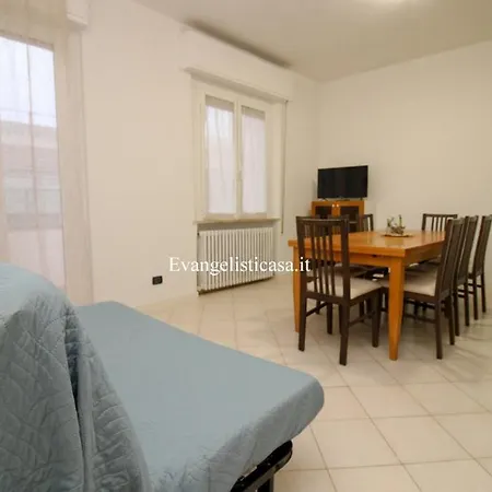 度假居 90 Igea Marina Quadrilocale