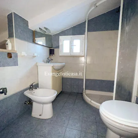 90 Igea Marina Quadrilocale